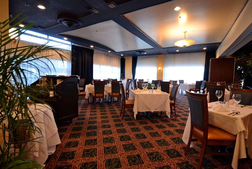 Armon Plaza Montreal Airpt, Trademark Collection By Wyndham Restaurant foto